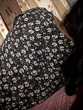 Snapshot of sharnjit299 chatting on November 4, 5:12 pm sharnjit299 online show from November 4, 5:12 pm