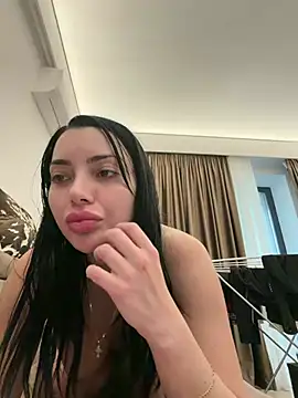 Snapshot of Mia_Splash chatting on May 22, 2:22 pm Mia Splash online show from May 22, 2:22 pm