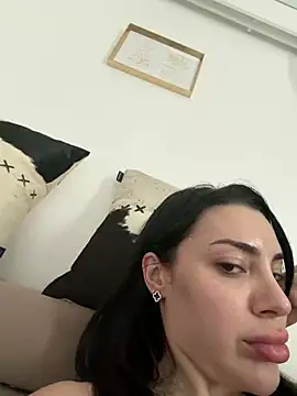Snapshot of Mia_Splash chatting on June 25, 1:26 pm Mia Splash online show from June 25, 1:26 pm