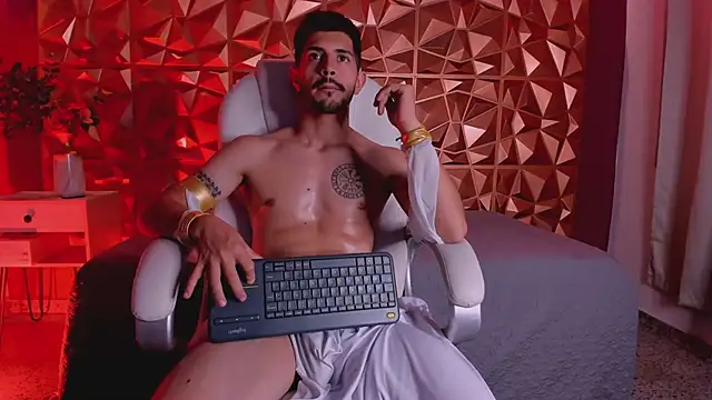 AlejandroStormm online show from March 7, 12:15 am