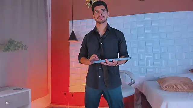 AlejandroStormm online show from March 8, 8:46 pm