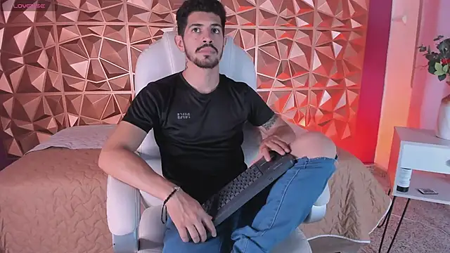 AlejandroStormm online show from March 16, 8:21 pm