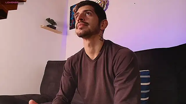 AlejandroStormm online show from June 9, 7:58 pm