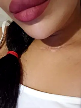 Snapshot of Sexlove1xo chatting on November 7, 2:06 pm Sexlove1xo online show from November 7, 2:06 pm