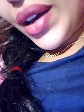 Snapshot of Sexlove1xo chatting on December 20, 5:09 pm Sexlove1xo online show from December 20, 5:09 pm