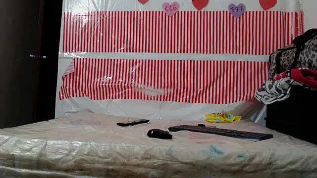 Snapshot of lexxy_ray666 chatting on March 4, 9:07 am lexxy ray666 online show from March 4, 9:07 am