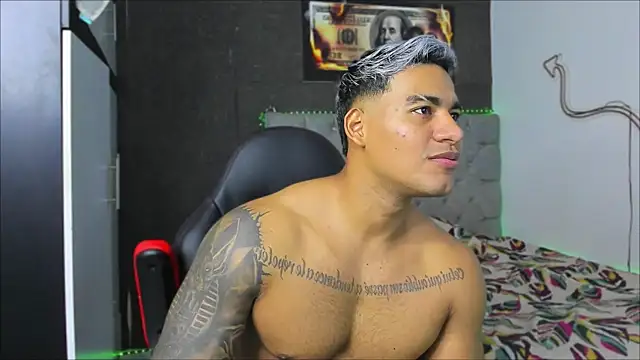 luigi hot  online show from April 8, 4:12 am