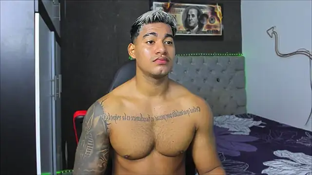 luigi hot  online show from April 14, 5:19 pm