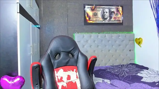 luigi hot  online show from July 22, 3:48 pm