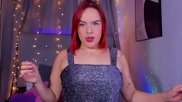 Snapshot of Anaroussew02 chatting on September 26, 3:21 am Anaroussew02 online show from September 26, 3:21 am