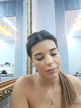 Bella Posh online show from November 7, 5:51 am