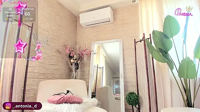 Bella Posh online show from April 24, 6:49 am