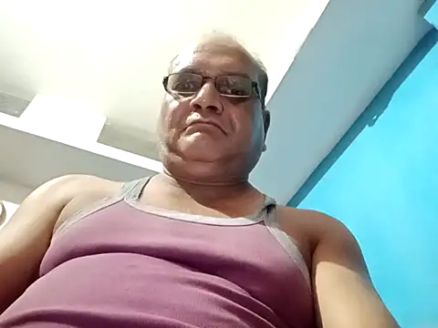 longsexji online show from March 2, 5:58 pm