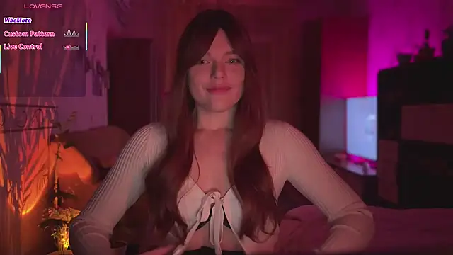 CherryRed Girl online show from February 9, 11:09 pm