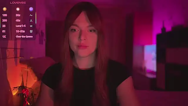 Snapshot of CherryRed_Girl chatting on May 3, 10:27 pm CherryRed Girl online show from May 3, 10:27 pm