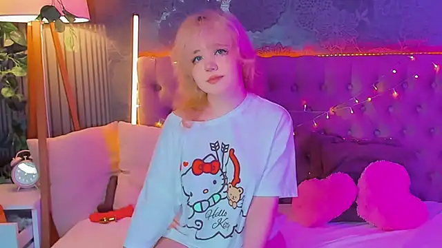 EmilyAngells online show from April 3, 5:49 am