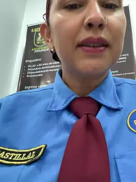 Megan-01- online show from April 21, 12:44 pm