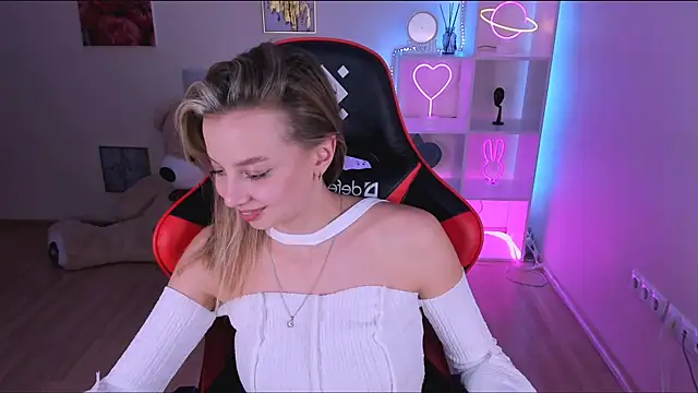 melissa richardson online show from February 21, 3:01 am