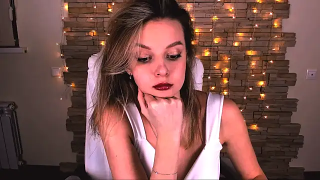 melissa richardson online show from March 4, 12:22 pm