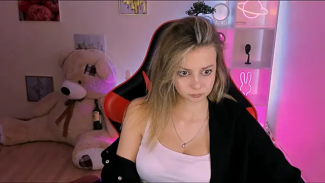 melissa richardson online show from March 11, 3:26 am