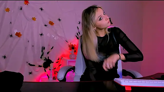 melissa richardson online show from November 5, 4:51 pm