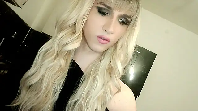 hellenspellman online show from March 8, 2:23 am