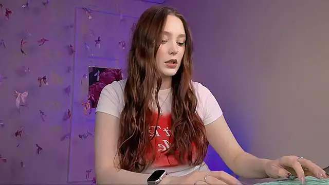 hazel sullivan online show from April 14, 4:02 pm