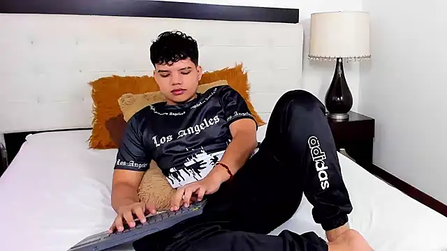 Snapshot of Axel_Forte chatting on May 14, 1:40 pm Axel Forte online show from May 14, 1:40 pm