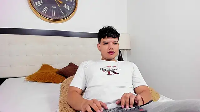 Snapshot of Axel_Forte chatting on May 15, 1:40 pm Axel Forte online show from May 15, 1:40 pm
