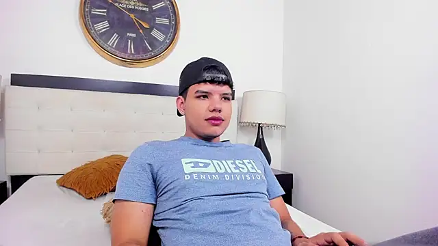 Snapshot of Axel_Forte chatting on May 22, 2:33 pm Axel Forte online show from May 22, 2:33 pm