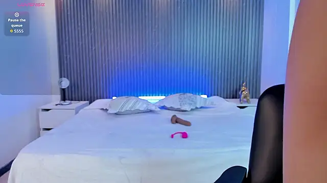 Ivaannaa  online show from February 23, 12:46 pm