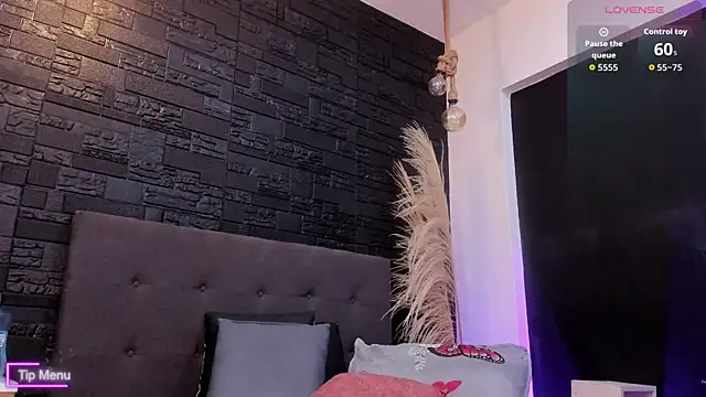 Maite Smith  online show from November 21, 4:33 am