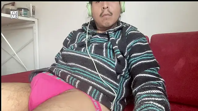 erikcrack05 online show from March 17, 9:13 pm