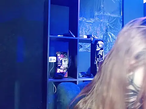 Pandora 9666 online show from November 12, 3:45 pm