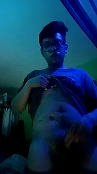 Snapshot of Aguilera010 chatting on February 21, 4:18 am Aguilera010 online show from February 21, 4:18 am