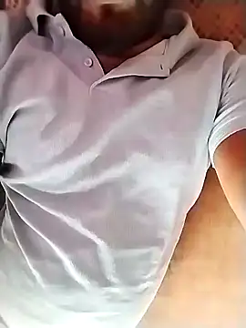 Snapshot of sexymoderater chatting on February 21, 9:56 am sexymoderater online show from February 21, 9:56 am