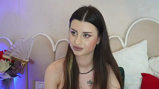 Alice Voss online show from April 16, 6:25 am