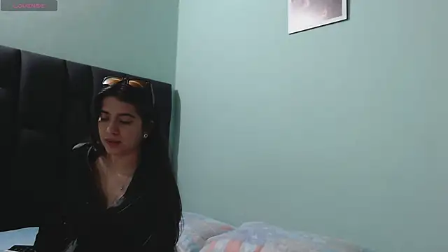 Snapshot of zukim2830 chatting on October 12, 2:21 am zukim2830 online show from October 12, 2:21 am