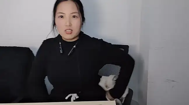 Ellie-BabyLoe online show from February 26, 10:26 am