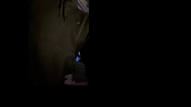 Polaroid White online show from December 3, 7:49 am