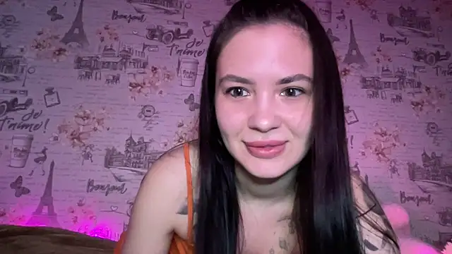 Just Scarlet  online show from March 6, 11:36 am