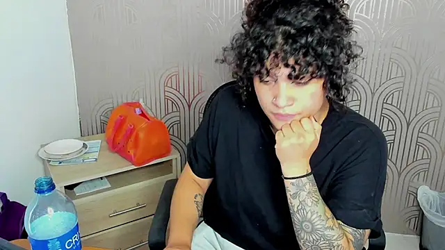 BloodyMaary  online show from February 26, 6:54 pm