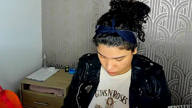 BloodyMaary  online show from March 5, 11:49 am