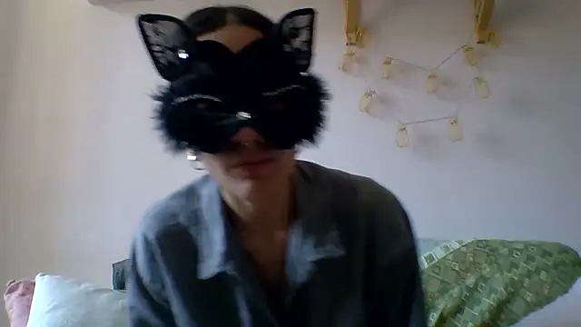 kittysissy online show from May 31, 11:28 am