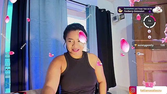 Snapshot of tatiana_10 chatting on March 20, 11:16 am tatiana 10 online show from March 20, 11:16 am