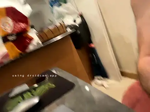 Snapshot of alykemylove01 chatting on March 18, 11:31 pm alykemylove01 online show from March 18, 11:31 pm