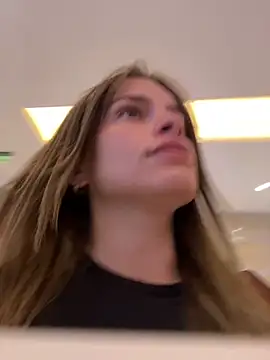 Snapshot of gynna_kimera chatting on March 9, 1:25 am gynna kimera online show from March 9, 1:25 am