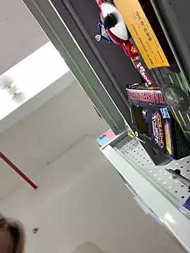 Snapshot of gynna_kimera chatting on March 11, 10:31 pm gynna kimera online show from March 11, 10:31 pm