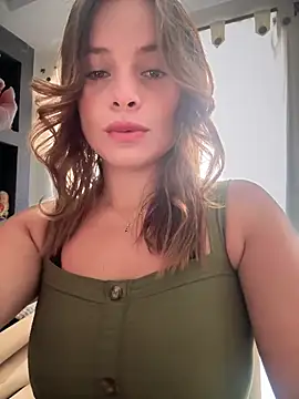 Snapshot of gynna_kimera chatting on October 22, 2:17 pm gynna kimera online show from October 22, 2:17 pm