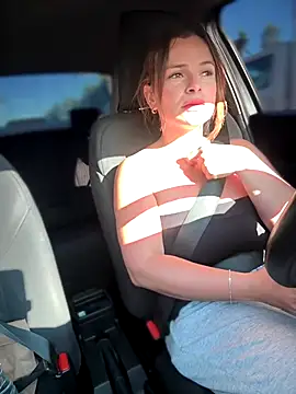 Snapshot of gynna_kimera chatting on October 24, 12:23 pm gynna kimera online show from October 24, 12:23 pm